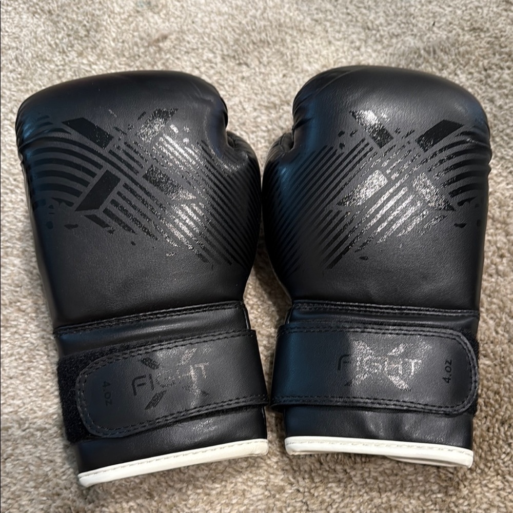 Black Fight Boxing Gloves